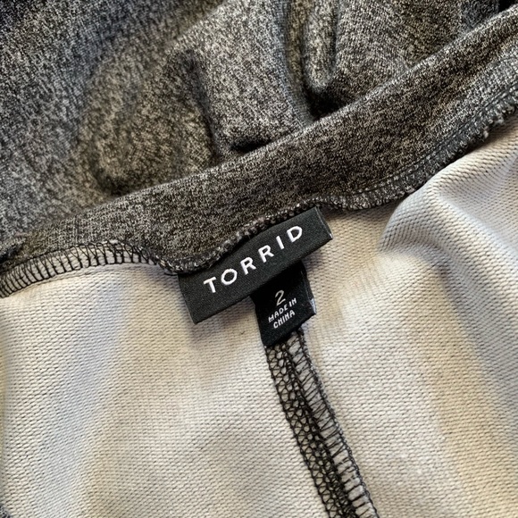 Torrid🐺grey short sleeve shift swing dress Sz 2 - Picture 8 of 8